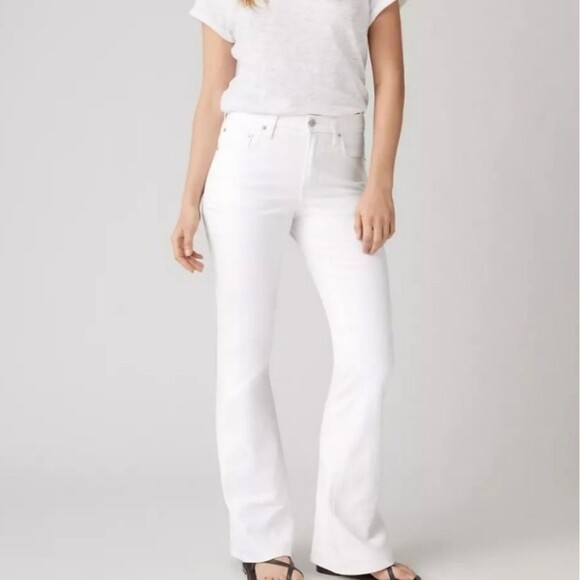 Levi's 726 HIGH RISE FLARE White Flare Casual Summer Jeans Size 29x32 NWT - Picture 1 of 9